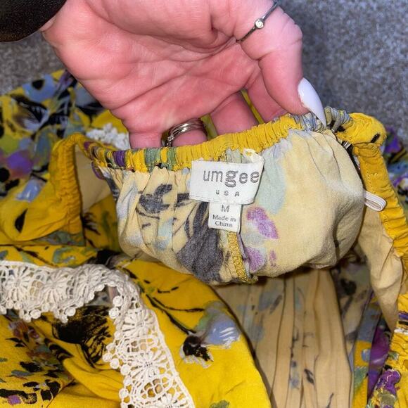 Umgee Sunny Yellow Floral On Off Shoulder Maxi Dress  Bottom Tier Ruffle Side MD - Picture 10 of 11